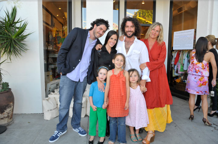 Jay,Soleil,Meeno  ilse & the Whole Family