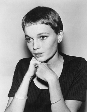 SUPER SHORT MIA FARROW