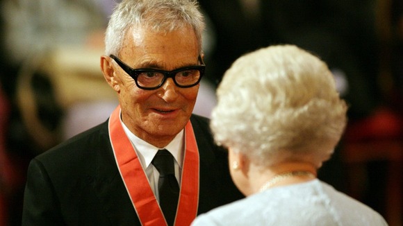 queen_elizabeth_sassoon_vidal